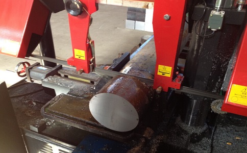 沙湖镇卧式带锯床加工时出现明显振荡如何排查？